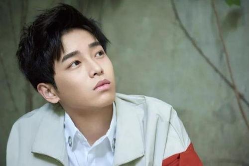 圈内爆料周深彭昱畅,神秘友情引热议  第2张